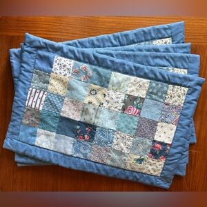 Set of 4 Vintage Quilted Patchwork Placemats Floral Cottagecore Farmhouse